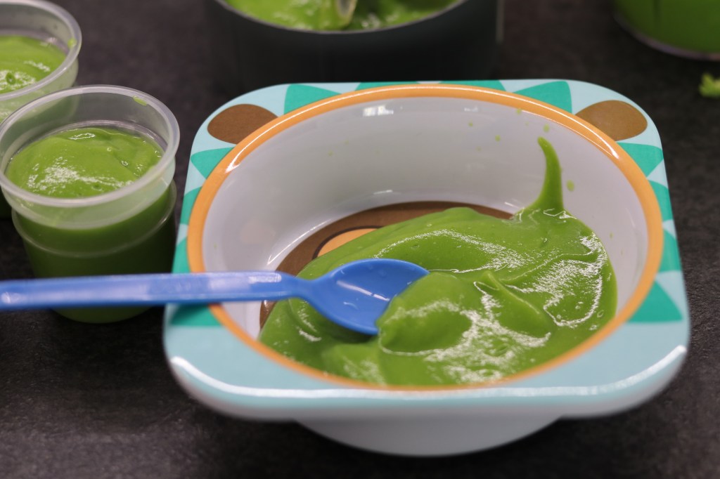 Příkrmy – Edwínkova první&nbsp;lžička