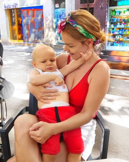 1C194BD4-56F2-414A-A338-DDF3F7274476